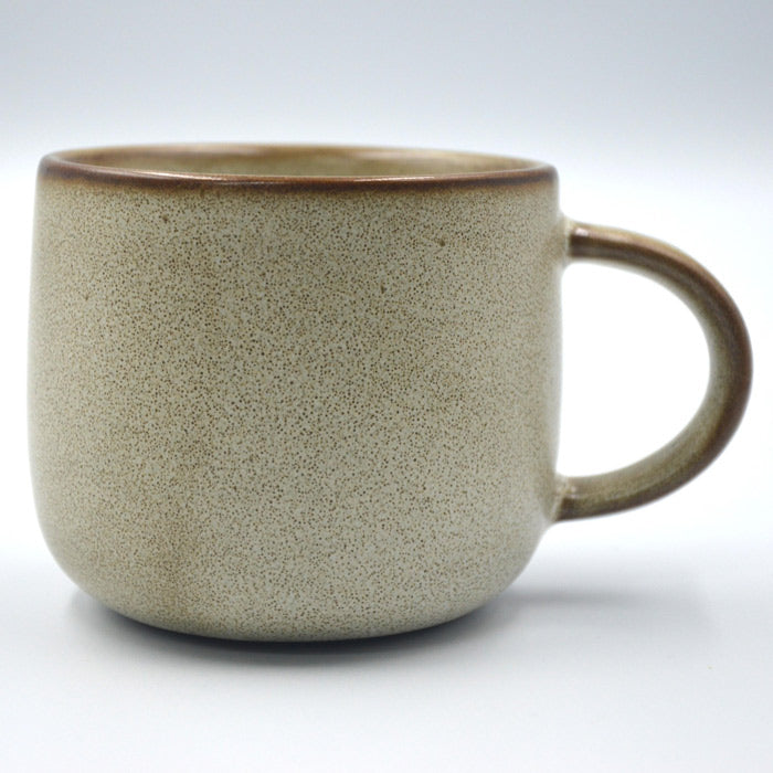 Image of a mug for coffee and tea, low-tox and great for gifting, it is also ceramic