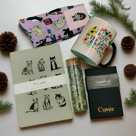 this is an image of the contents in my cat giftbox, great for a gift hamper