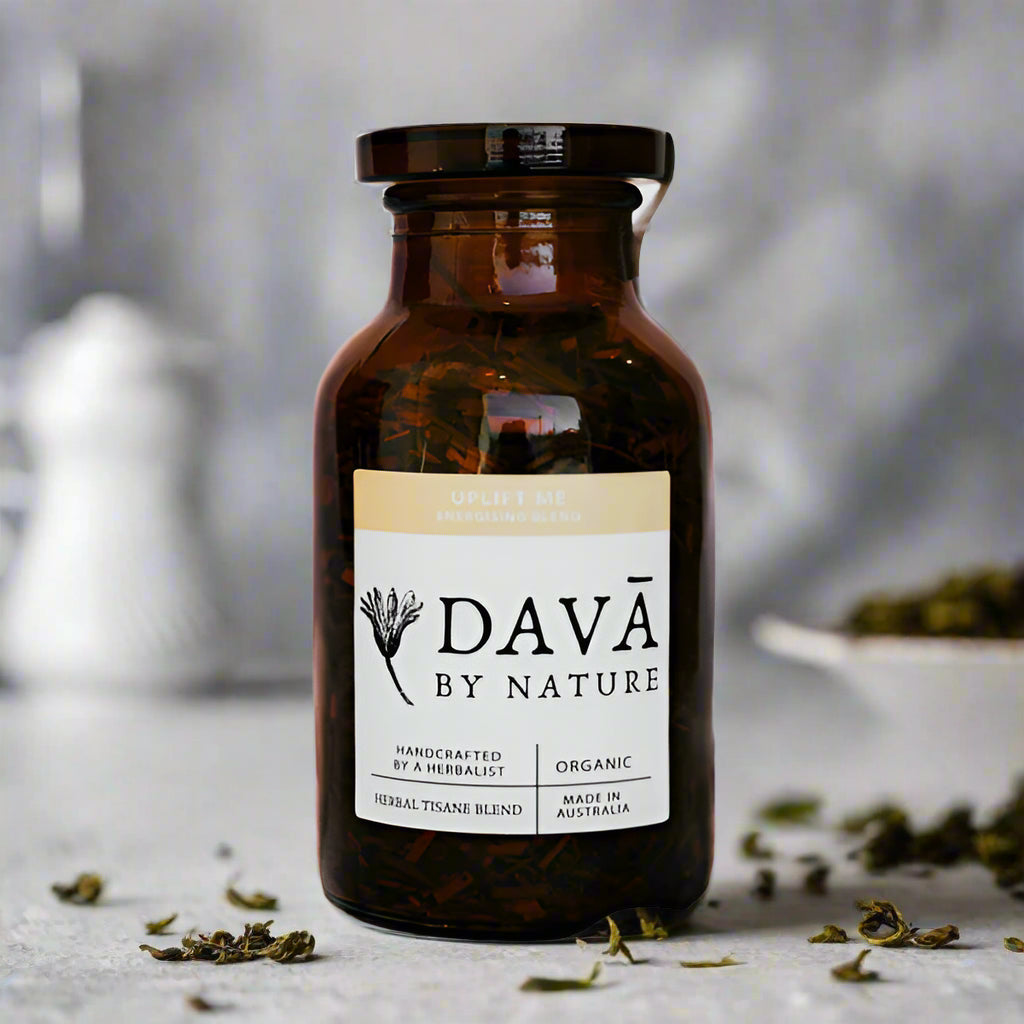 Brown glass bottle with a label reading 'DAVÔ BY NATURE' on a white background