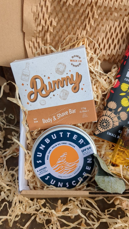 Essentials MEN's Hamper Gift Box